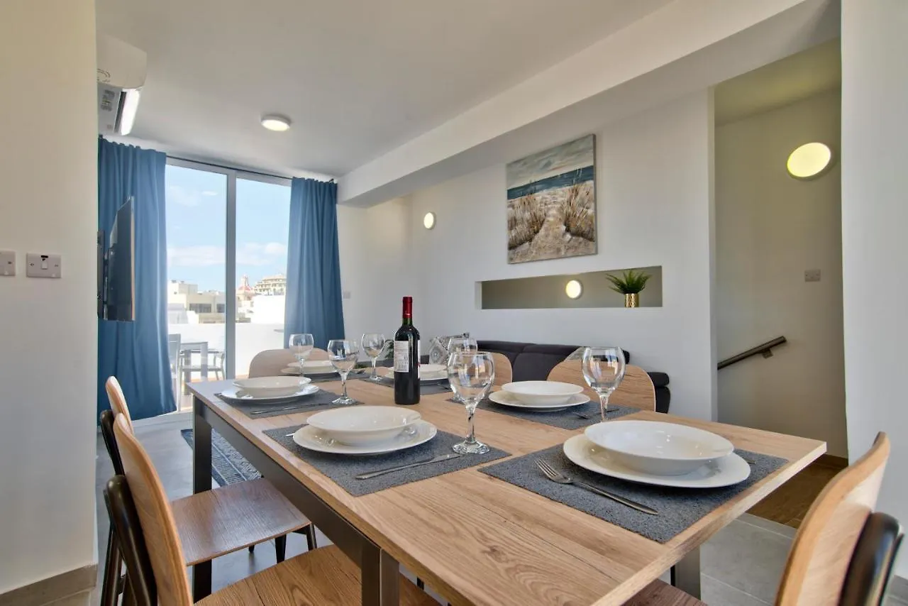 Tower Sliema Duplex Penthouse Apartment 0*,  Malta